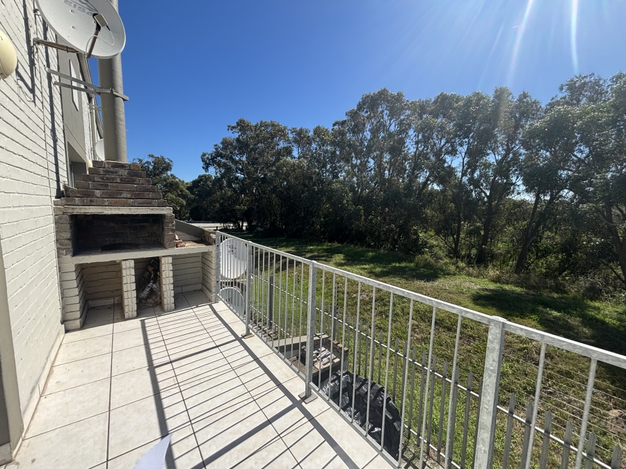 1 Bedroom Property for Sale in Humewood Eastern Cape